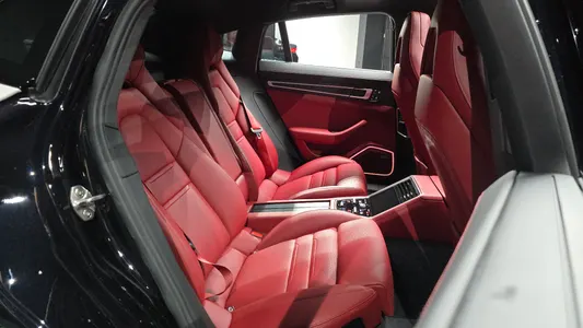 Porsche (971) 2.9 AWD E- 2022 11