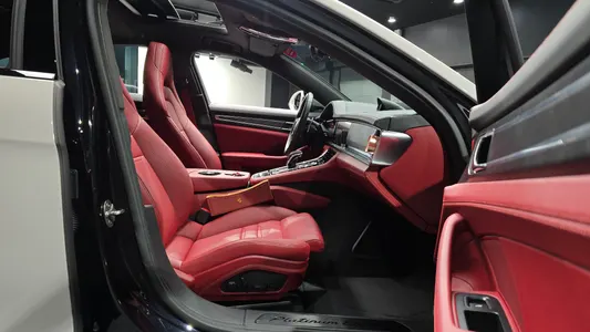 Porsche (971) 2.9 AWD E- 2022 26