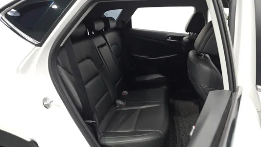 Hyundai Tucson 1.7 2WD 2017 11