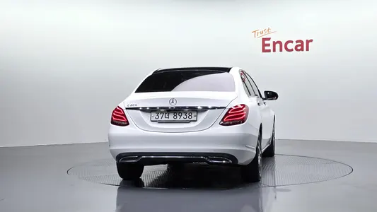 Mercedes-Benz C-Class W205 C200 2014 4