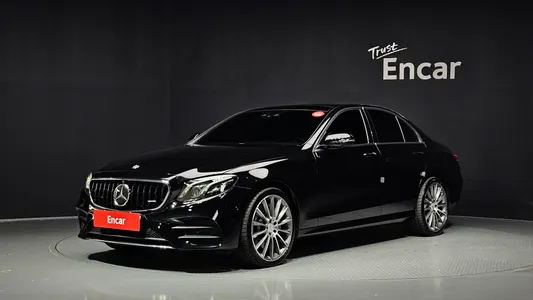 Mercedes-Benz E-Class W213 E350 4MATIC AMG Line 2019