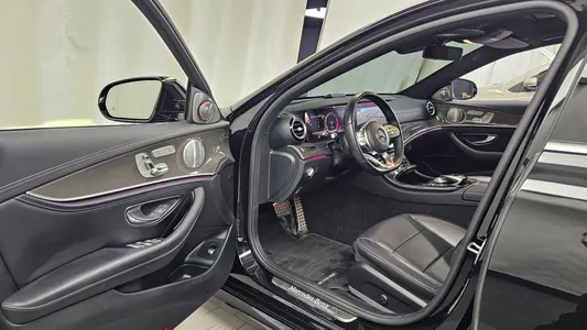Mercedes-Benz E-Class W213 E350 4MATIC AMG Line 2019 10