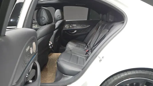 Mercedes-Benz E-Class W213 E53 AMG 4MATIC+ 2023 12
