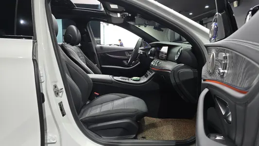 Mercedes-Benz E-Class W213 E53 AMG 4MATIC+ 2023 26