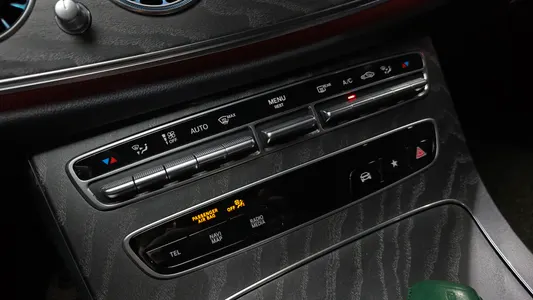 Mercedes-Benz E-Class W213 E53 AMG 4MATIC+ 2023 28