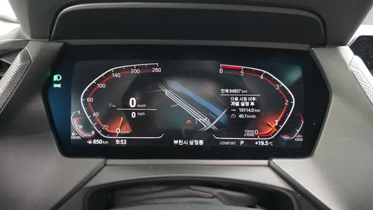 BMW 1 Series (F40) 118d 2020 8