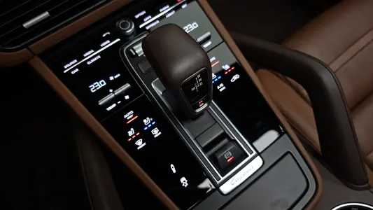 Porsche (PO536) 3.0 2020 8