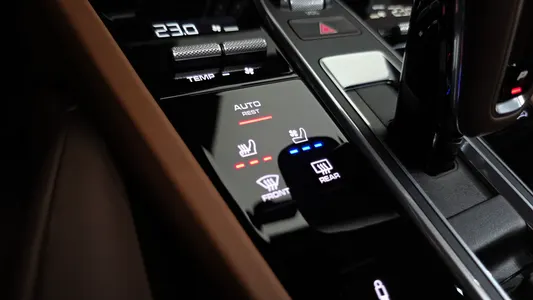 Porsche (PO536) 3.0 2020 18