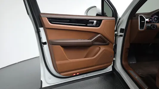 Porsche (PO536) 3.0 2020 24