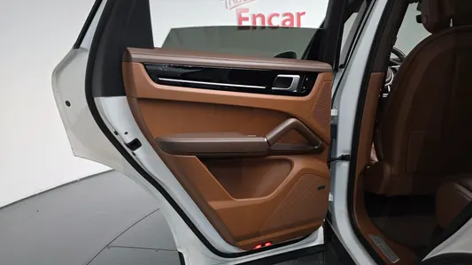 Porsche (PO536) 3.0 2020 25