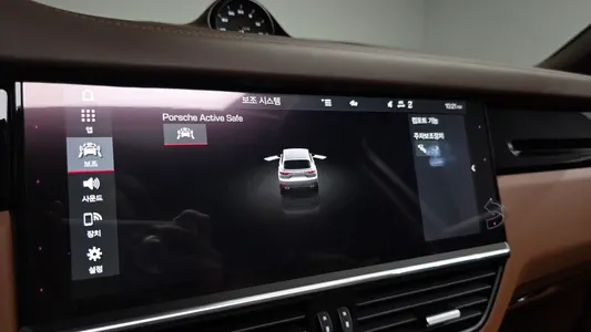 Porsche (PO536) 3.0 2020 37