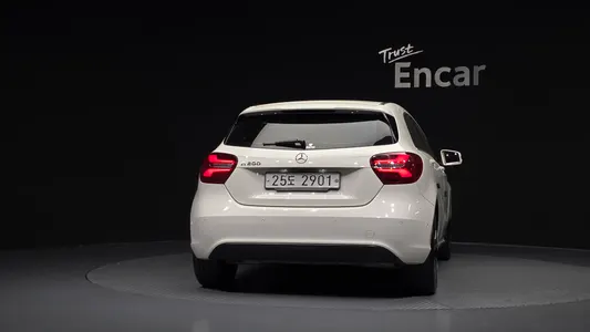 Mercedes-Benz A-Class W176 A200 2018 4