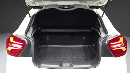 Mercedes-Benz A-Class W176 A200 2018 20