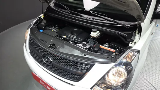 Hyundai Grand Starex 5 2013 6