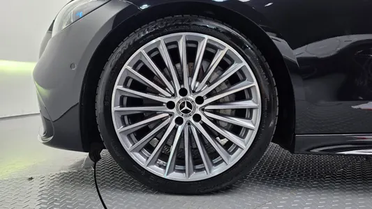 Mercedes-Benz C-Class W206 C300 4MATIC AMG Line 2023 5