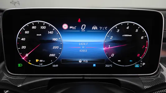 Mercedes-Benz C-Class W206 C300 4MATIC AMG Line 2023 8
