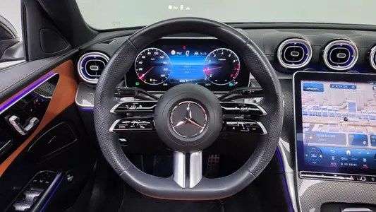 Mercedes-Benz C-Class W206 C300 4MATIC AMG Line 2023 13