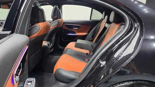 Mercedes-Benz C-Class W206 C300 4MATIC AMG Line 2023 27