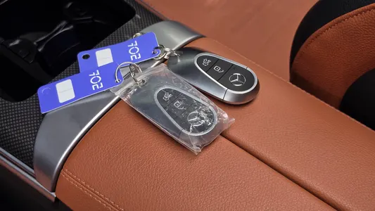 Mercedes-Benz C-Class W206 C300 4MATIC AMG Line 2023 30
