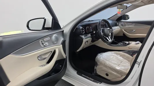 Mercedes-Benz E-Class W213 E300 AMG Line 2019 10