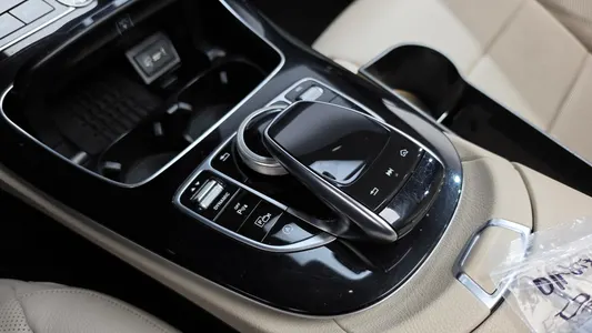 Mercedes-Benz E-Class W213 E300 AMG Line 2019 27