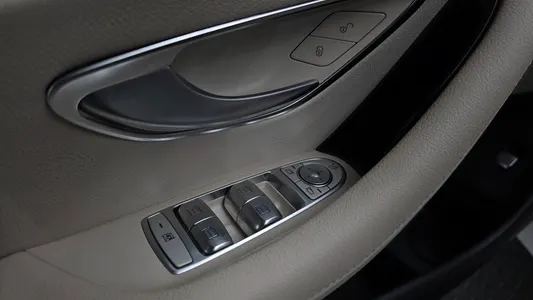 Mercedes-Benz E-Class W213 E300 AMG Line 2019 38