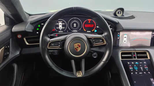 Porsche 타이칸 2021 12