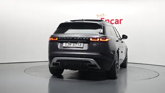 Land Rover 레인지로버 벨라 3.0 D300 R- SE 2019 4