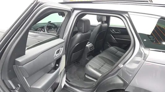 Land Rover 레인지로버 벨라 3.0 D300 R- SE 2019 26