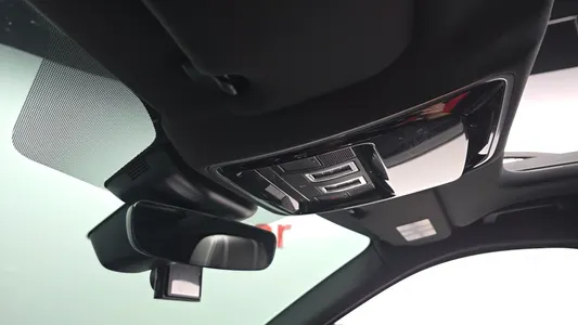 Land Rover 레인지로버 벨라 3.0 D300 R- SE 2019 28