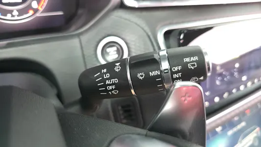 Land Rover 레인지로버 벨라 3.0 D300 R- SE 2019 29