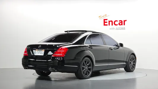 Mercedes-Benz S-Class W221 S550V 2007