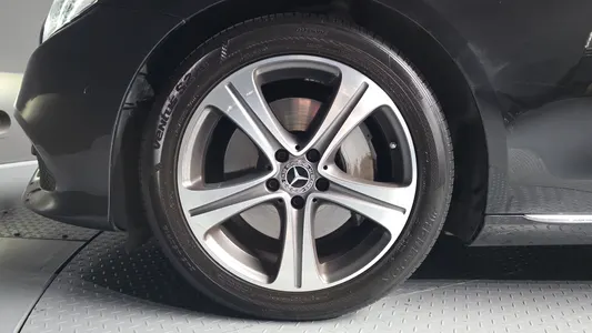 Mercedes-Benz E-Class W213 E300 2018 5