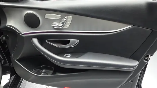 Mercedes-Benz E-Class W213 E300 2018 24