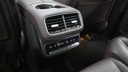 Mercedes-Benz GLS-Class X167 GLS580 4MATIC 2021 36