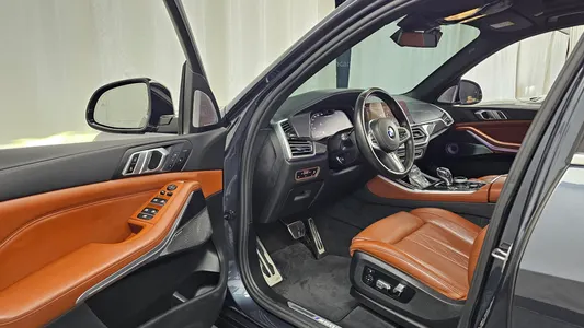 BMW X5 (G05) M50i 2022 10