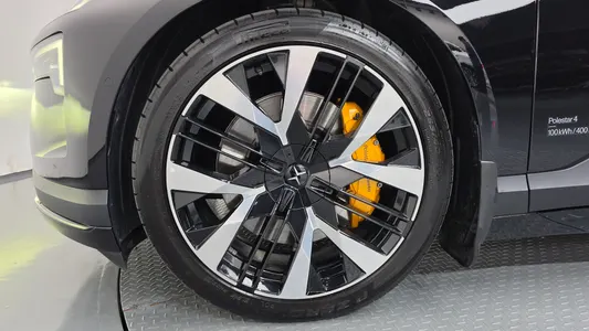 Polestar 4 2025 5