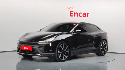 Polestar 4 2025
