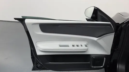 Polestar 4 2025 24