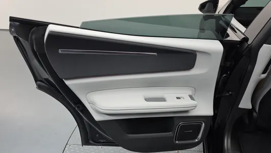 Polestar 4 2025 25
