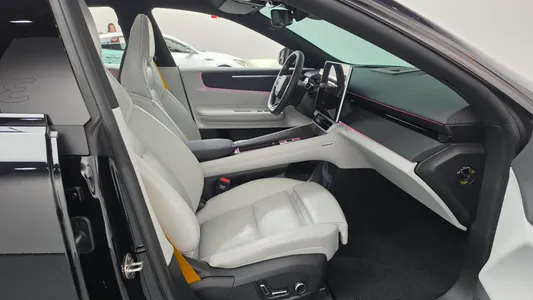 Polestar 4 2025 26