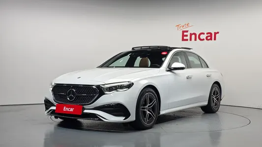Mercedes-Benz E-Class W214 E300 4MATIC AMG Line 2026
