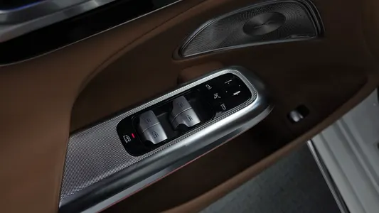 Mercedes-Benz E-Class W214 E300 4MATIC AMG Line 2026 27