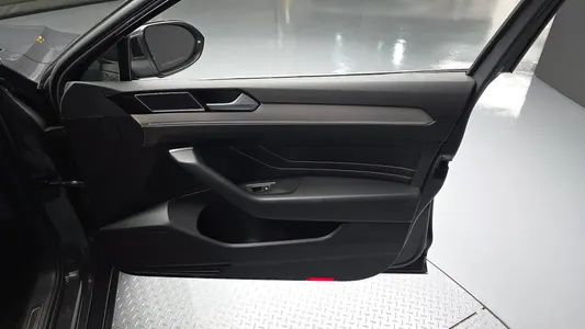 Volkswagen GT(B8) 2.0 TDI 2021 24