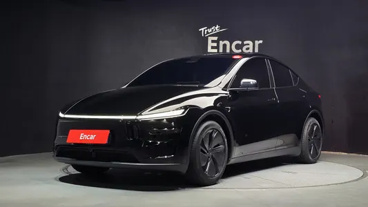 Tesla Y RWD 2026