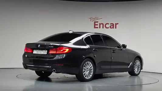 BMW 5 Series (G30) 520i 2020