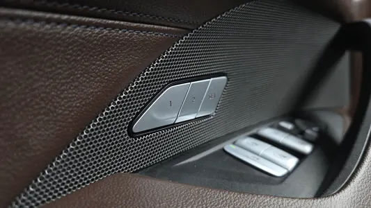 BMW i4 eDrive40 M 2024 33