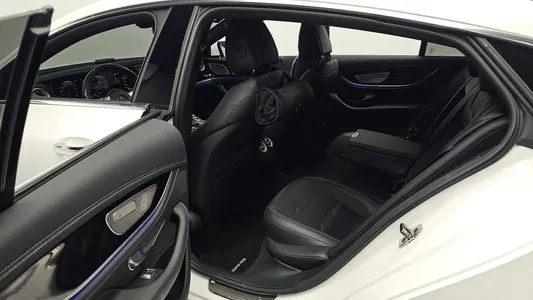 Mercedes-Benz AMG GT 4 43 4MATIC+ 2021 11