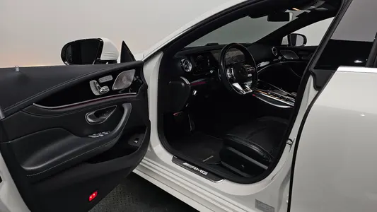 Mercedes-Benz AMG GT 4 43 4MATIC+ 2021 9