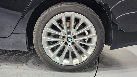 BMW 5 Series (G30) 520d 2020 21
